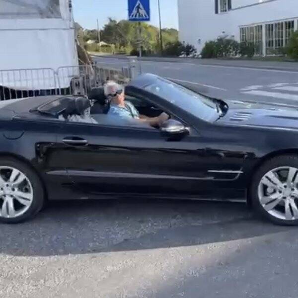 Kjøretøy - Mercedes SL Kjøretøy - Mercedes SL