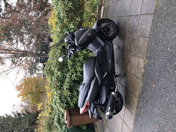 Fordon - Yamaha X-Max 400