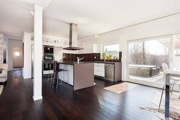 Hus - Villa i Haninge, Vendelsö Gård  Hus - Villa i Haninge, Vendelsö Gård