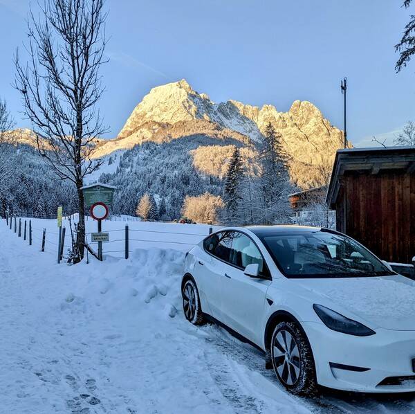 Fordon - Tesla Y