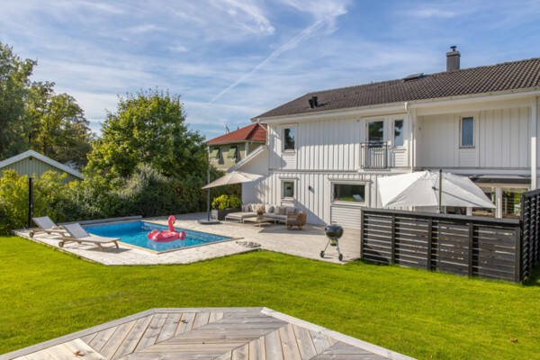 Hus - Villa med pool