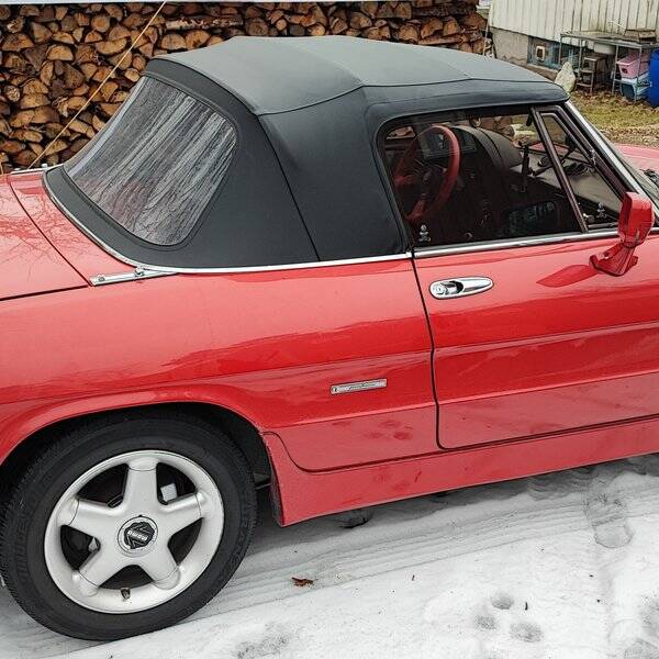 Fordon - Alfa Romeo Spider -86