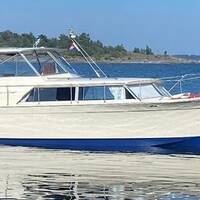 Chris Craft Commander 31