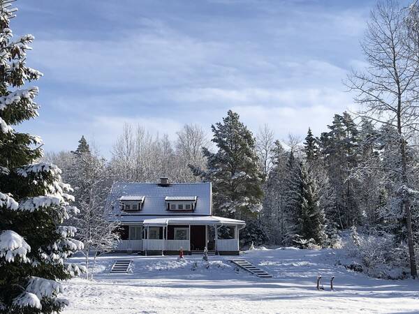 Hus - Villa p landet Arboga