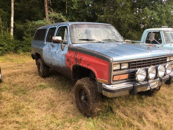 Fordon - Chevrolet Suburban -83 4x4 