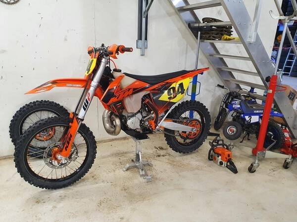 Fordon - KTM 300 2t