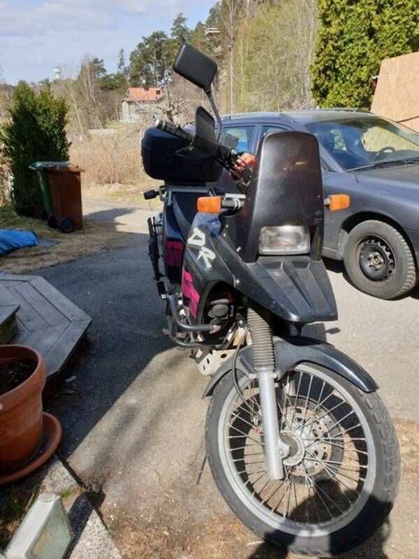 Rekvista - Suzuki DR800