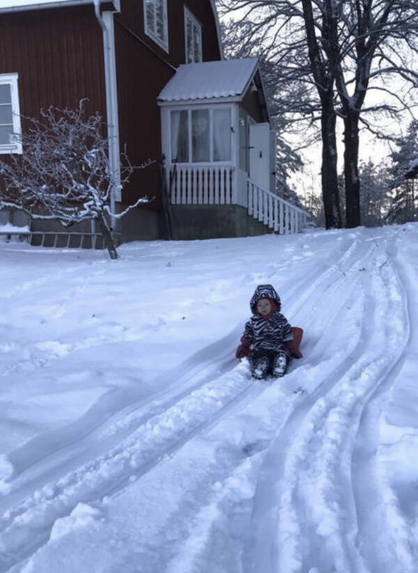 Hus - Vinter vid huset i Eskilstuna 