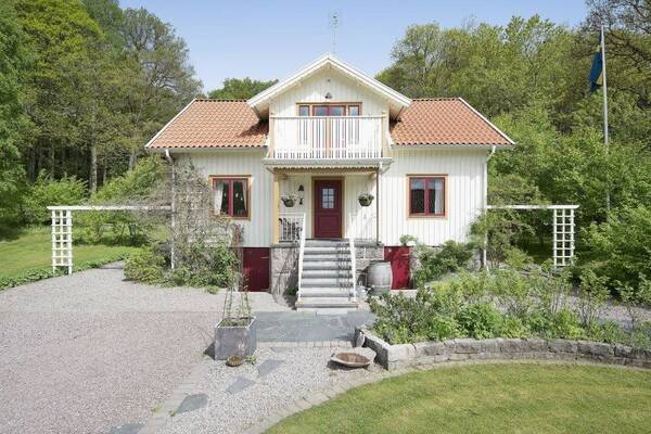 Hus - Villa med stor tomt i Göteborg. 