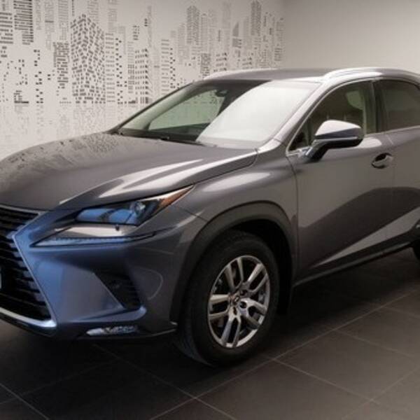 Fordon - Lexus 300h