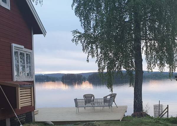 Sommarstuga - Stuga med sjtomt nra Borlnge/Torsng