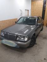 Mercedes E250D -93