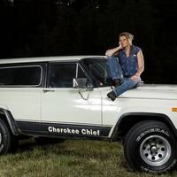 Jeep Cherokee Chief 1979 V8