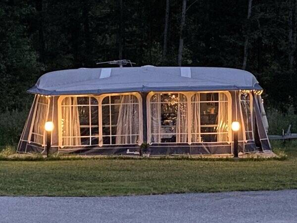 Rekvista - Husvagn med frtlt.