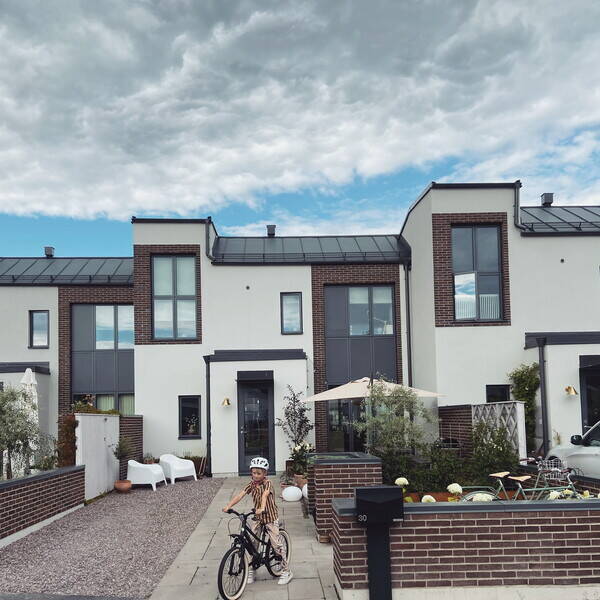 Hus - Radhus i Uppsala. Hus - Radhus i Uppsala.