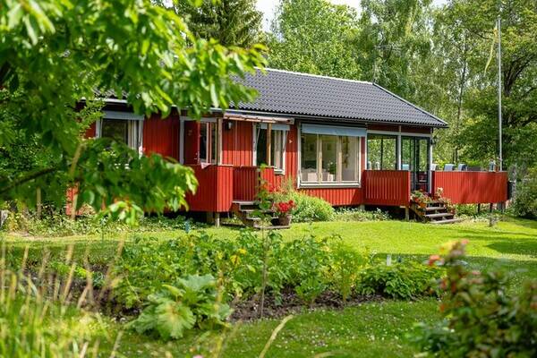 Sommarstuga - Fritidshus i llsa, Gnesta kommun