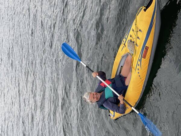 Rekvista - Uppblåsbar kanot  Rekvista - Uppblåsbar kanot