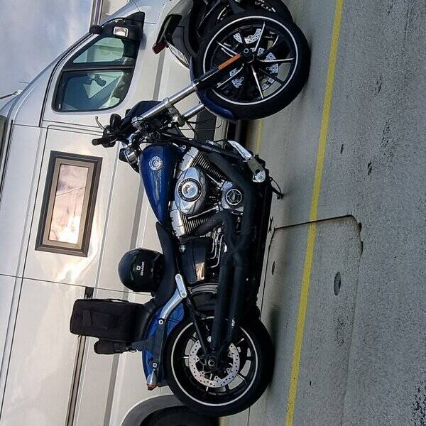 Kjrety - Harley Davidson Breakout 