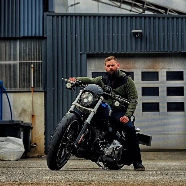 Kjrety - Harley Davidson Breakout 