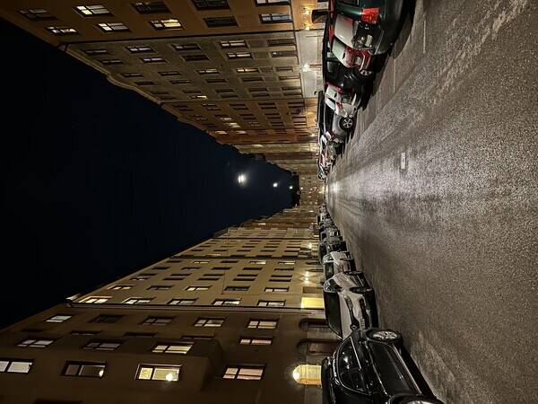 Lägenhet - 4 rok vån 5 med  balkong Lägenhet - 4 rok vån 5 med  balkong