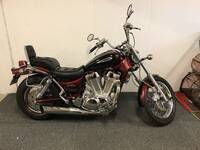 Motorcykel Suzuki Intruder 1400 Motorcykel Suzuki Intruder 1400