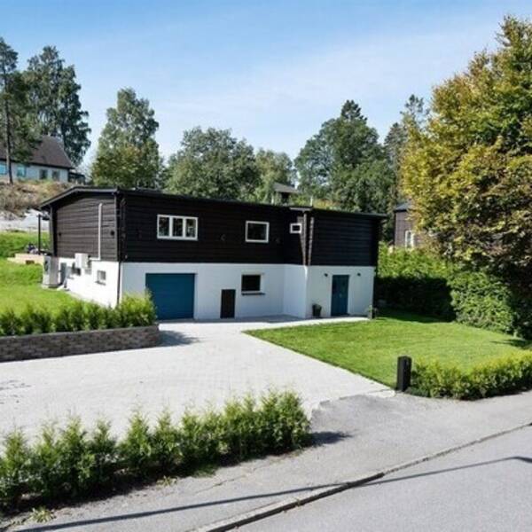 Hus - Villa i Skälby