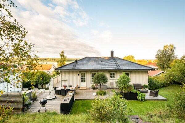 Hus - Villa i Bålsta