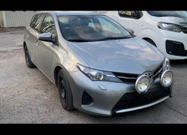 Rekvista - 4 frrd med rekvisita 