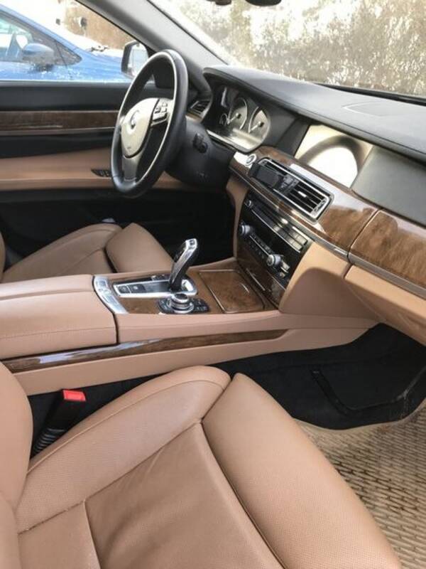 Fordon - BMW 740L Fordon - BMW 740L