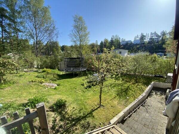 Hus - Lummig tomt
