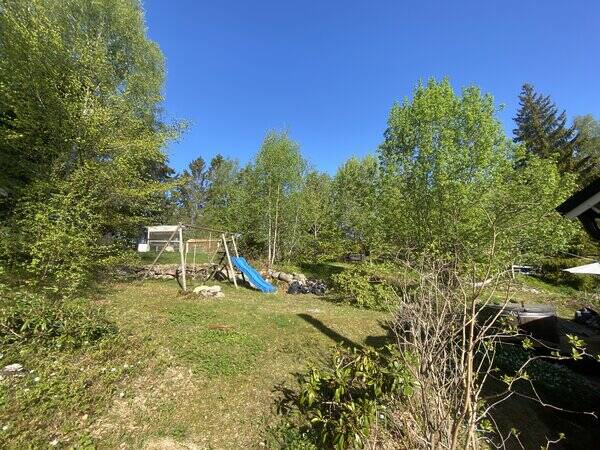 Hus - Lummig tomt