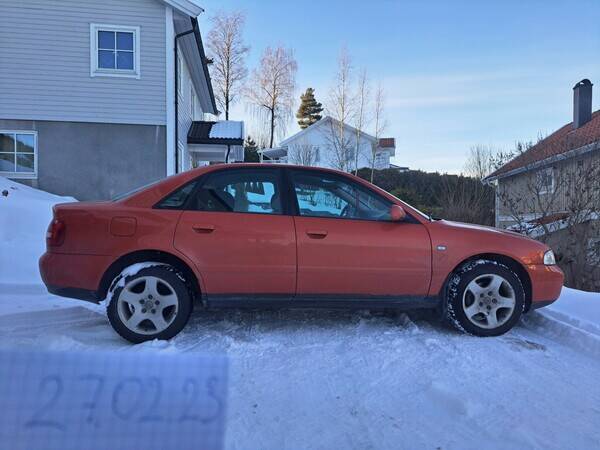 Kjøretøy - Audi a4 2001 Kjøretøy - Audi a4 2001