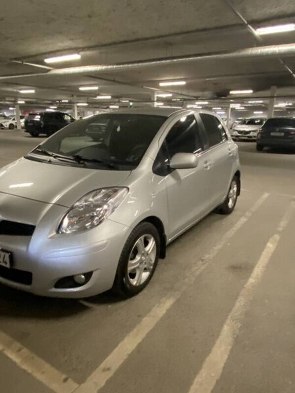 Fordon - Toyota Yaris 2010 Fordon - Toyota Yaris 2010
