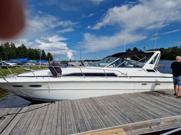 Fordon - 34 foot Sea Ray 