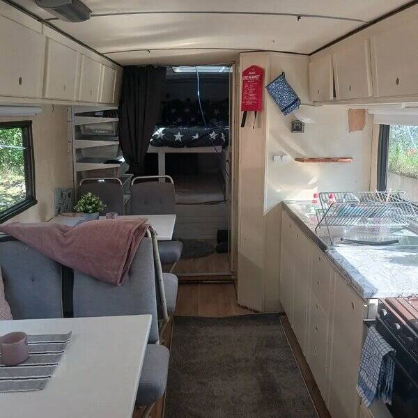 Sommarstuga - Husbuss