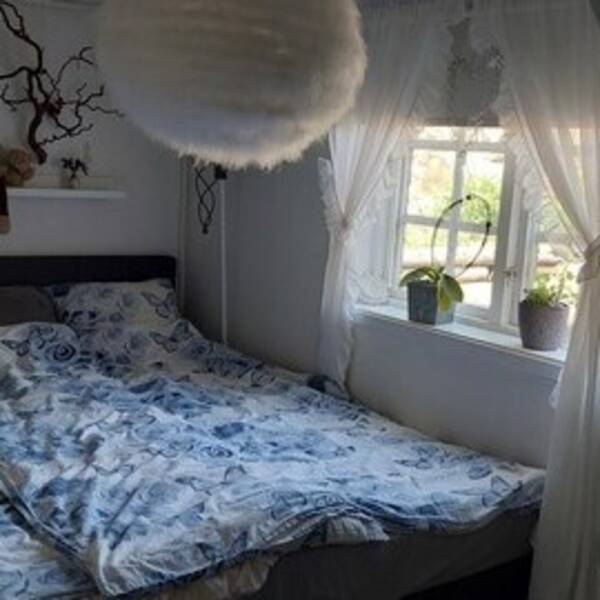 Hus - Gammalt hus i Kungälv (Ulvesund)