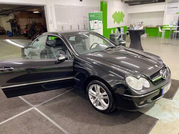 Fordon - Mercedes-Benz CLK coupe 