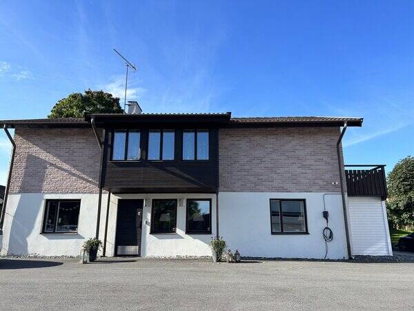 Hus - Villa i Segeltorp