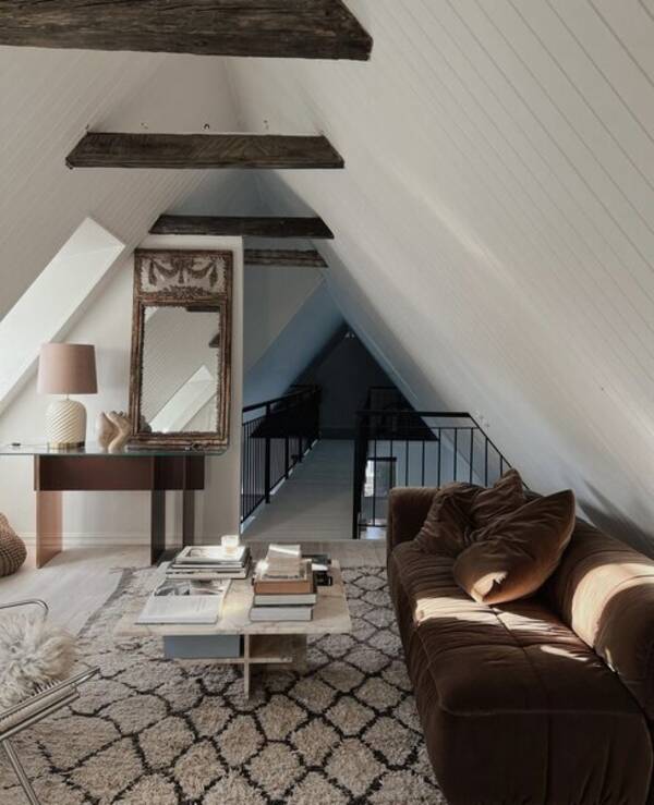 Hus - Kaptensvilla frn 1884 . Total renoverad