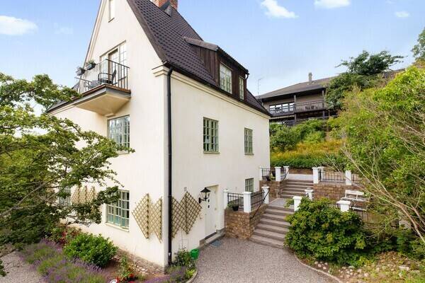 Hus - Villa i Duvbo 