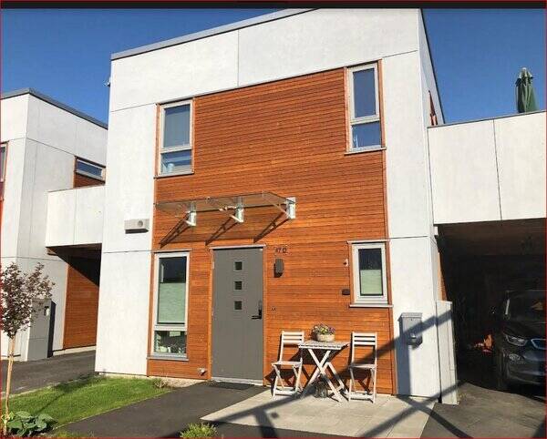 Hus - Enderekkehus i Moss Hus - Enderekkehus i Moss