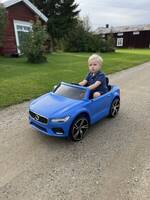 August bil August bil