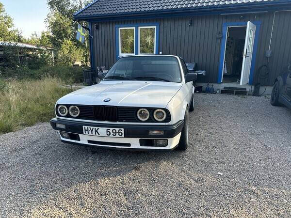Fordon - BMW e30 cab