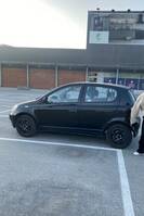 Toyota yaris frn r 2000