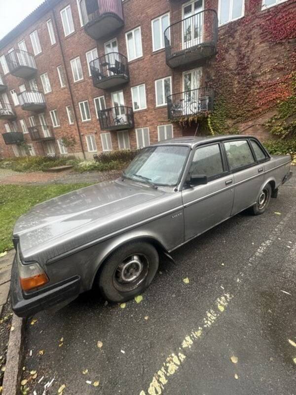 Fordon - Volvo 240 1983 turbo