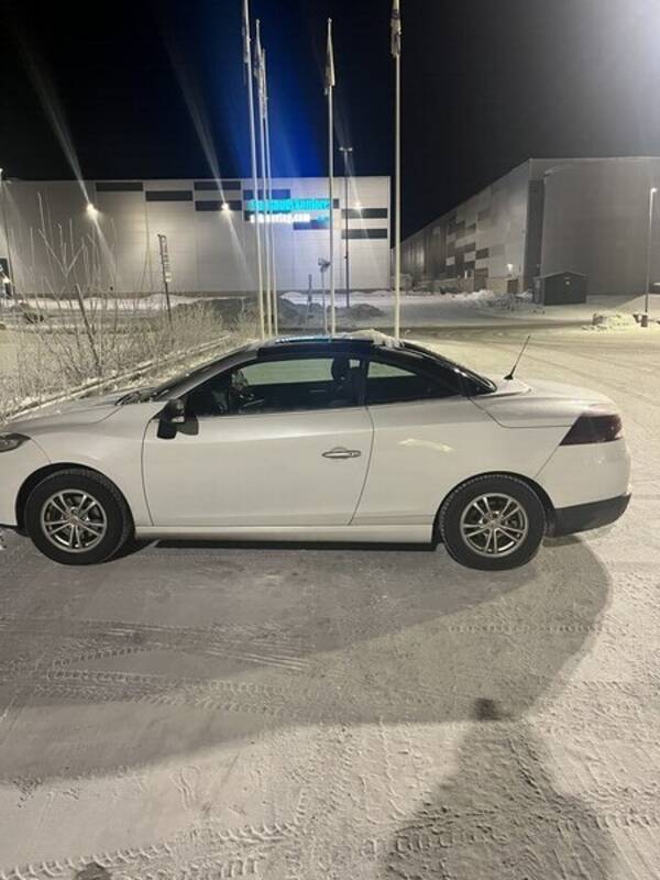 Fordon - Renault Megane cab 2011