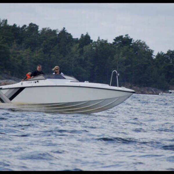 Fordon - powerboat 28 for