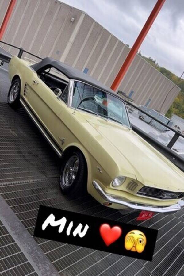 Kjøretøy - Ford Mustang convertible -1966 Kjøretøy - Ford Mustang convertible -1966