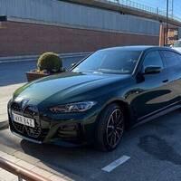 Grön bmw i4 Grön bmw i4