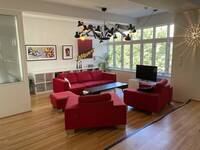 Diger fabrikkleilighet med heis rett inn Diger fabrikkleilighet med heis rett inn